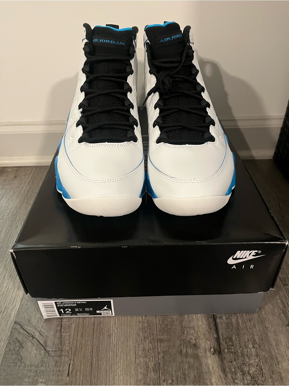 Jordan Men’s Sneakers - White/Black/Blue